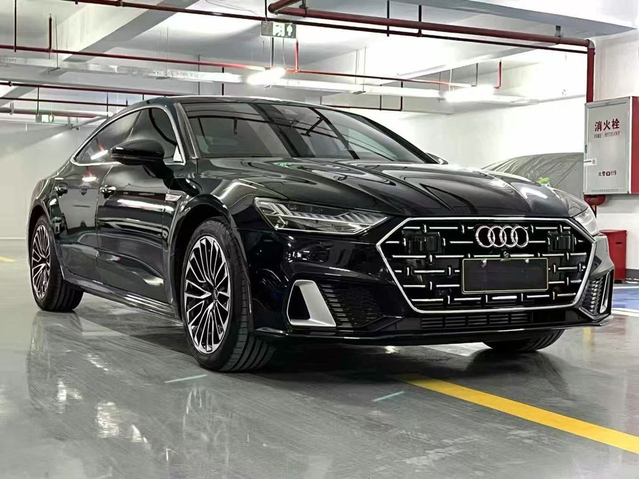 Audi A7L 45TFSI Luxury 2024 — фото 1