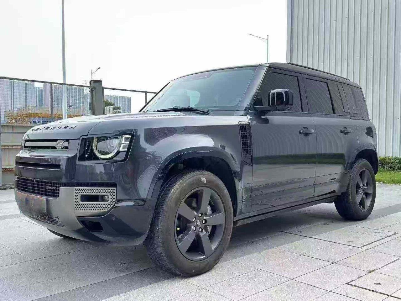 Land Rover Defender 110 X-Dynamic HSE 2022 — фото 1
