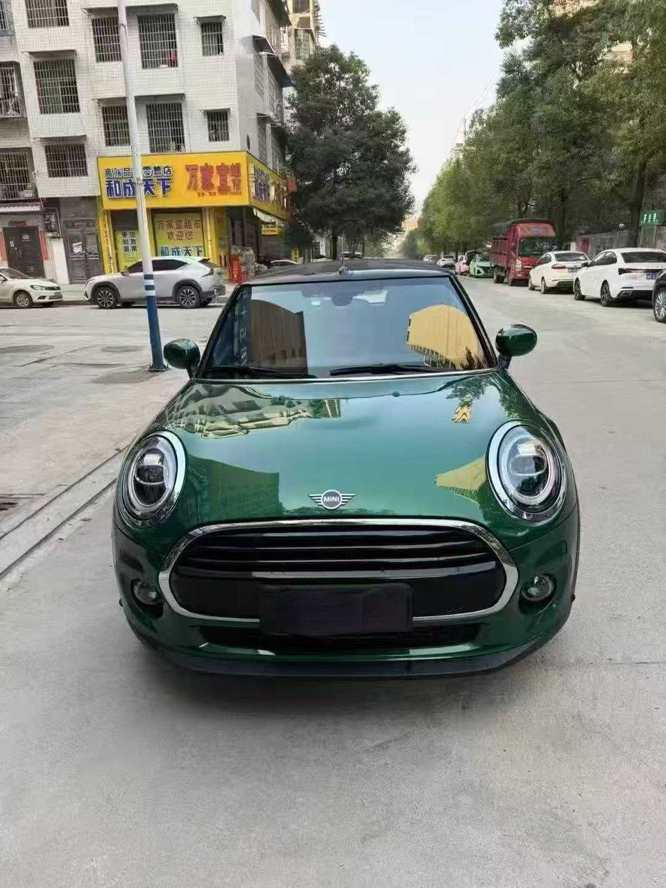 Mini Cooper Cabrio Artist 2021 — фото 1