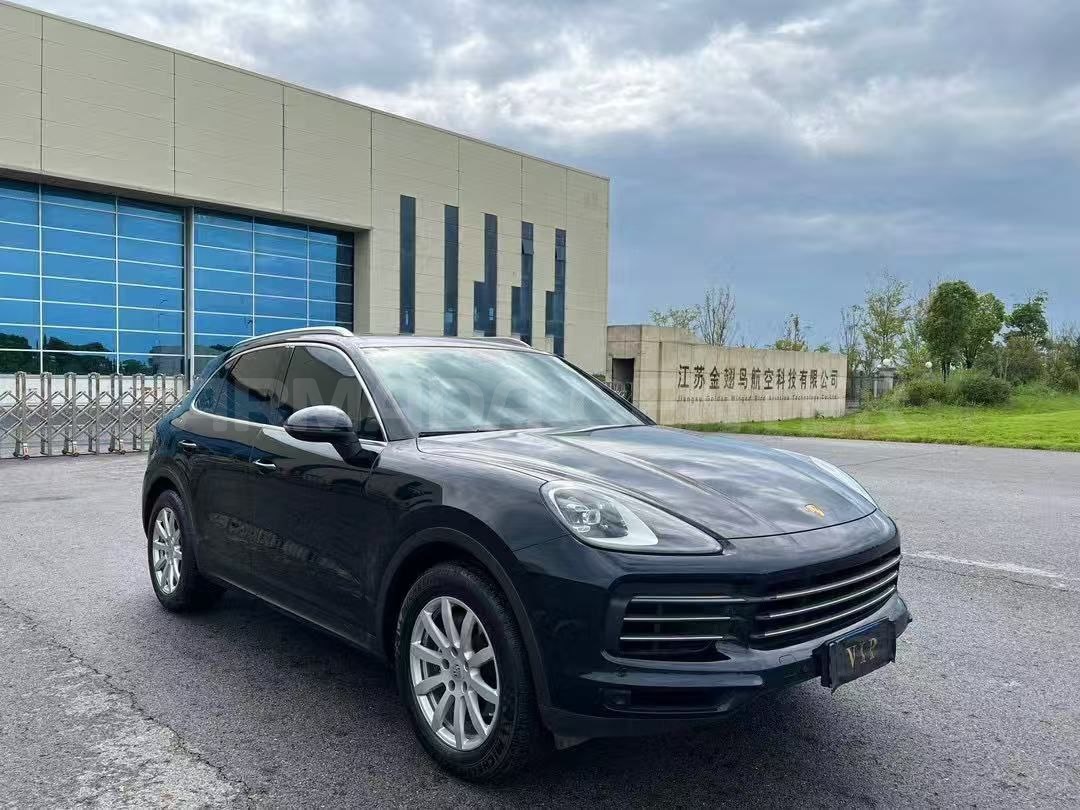 Porsche Cayenne Platinum Edition — фото 1