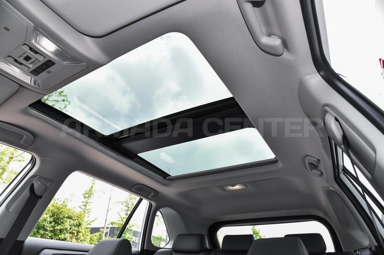 Toyota RAV4 2.0л 171л.с. 4WD 2025 — фото 1
