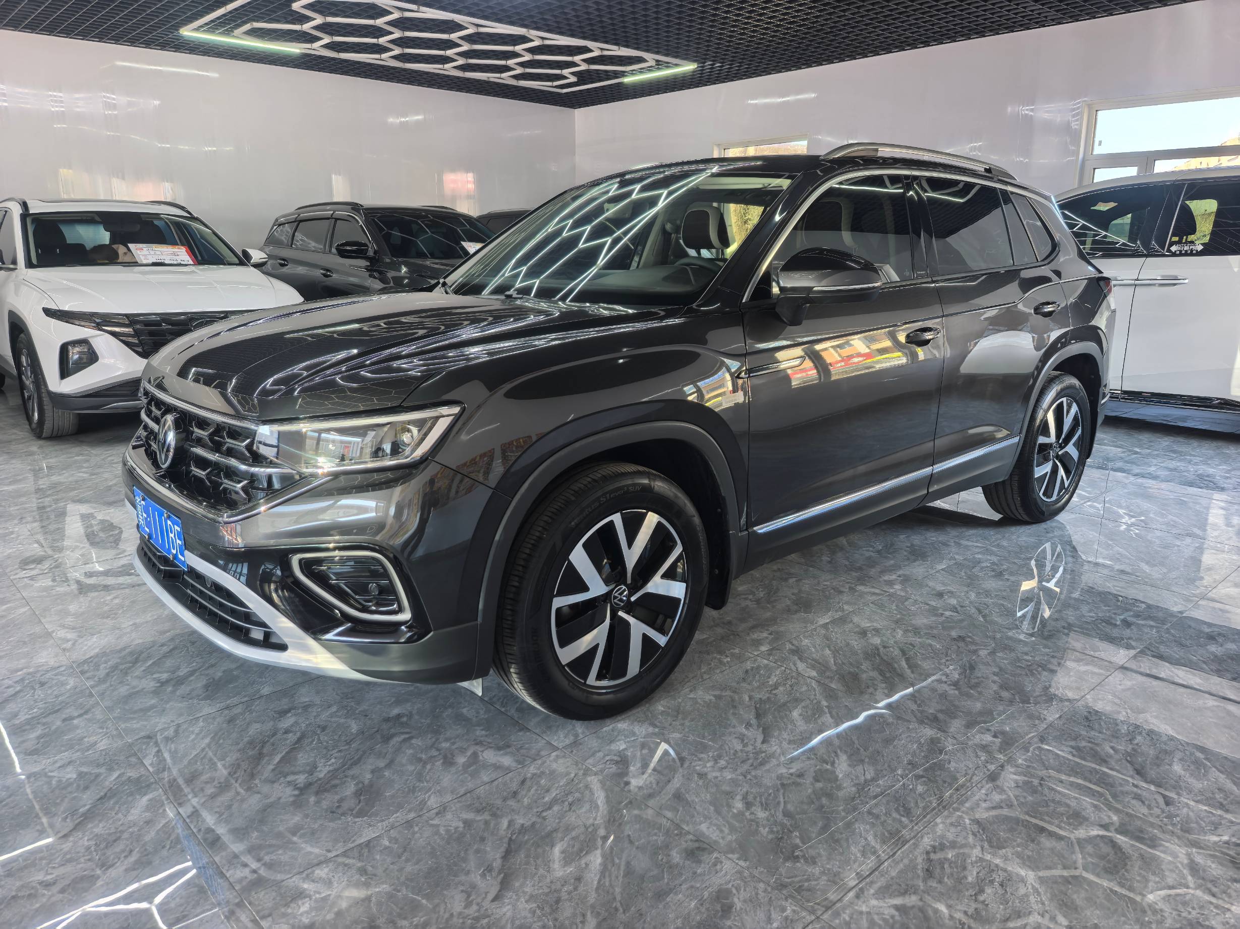 Volkswagen Tanyue 1.4T 150HP 2WD 2023 | Черный | — фото 1