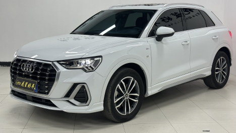 Audi Q3 1.4L 150HP 2WD 2022 — фото 1