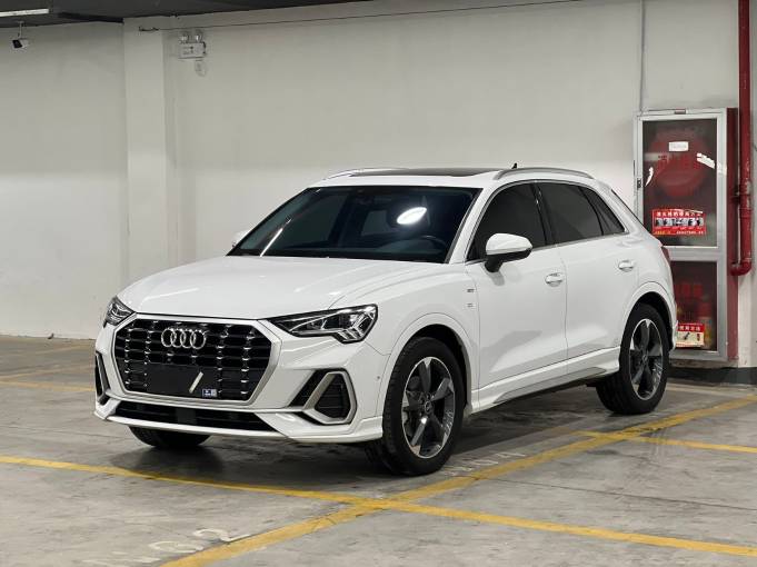 Audi Q3 1.4T 150HP 2WD 2022 | Белый | — фото 1