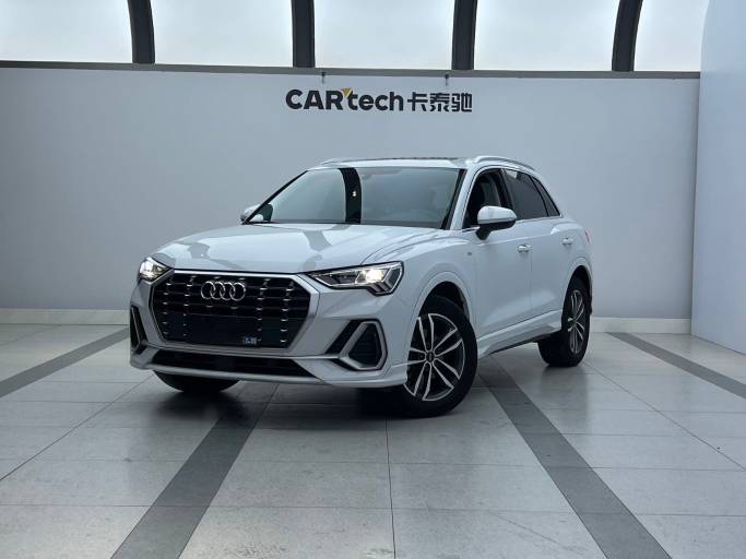 Audi Q3 1.4T 150HP 2WD 2022 | Белый | — фото 1