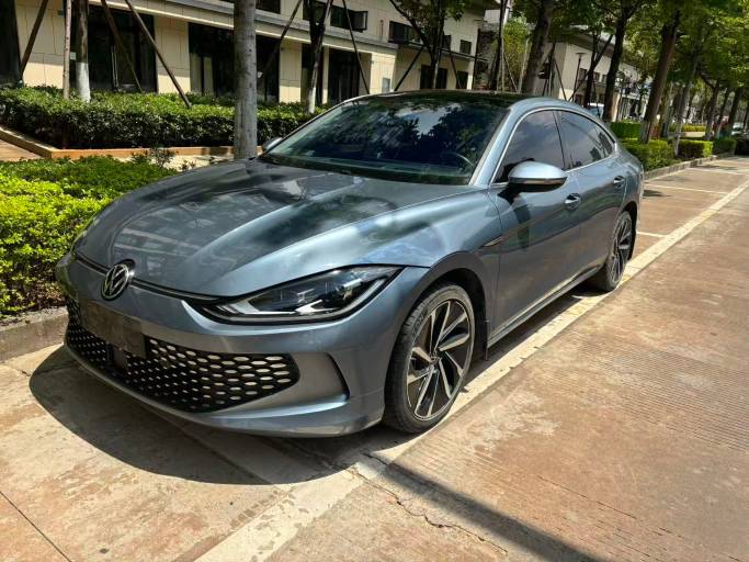 Volkswagen Lamando L 1.4T 150HP 2WD 2022 | Мятно-голубой — фото 1