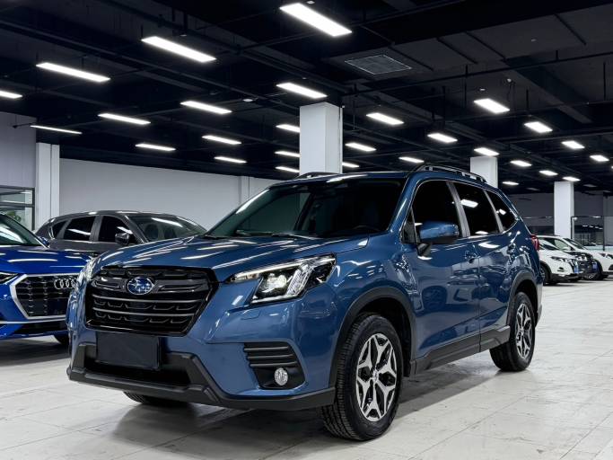 Subaru Forester 2.0L 154HP 2WD 2022 | Синий — фото 1