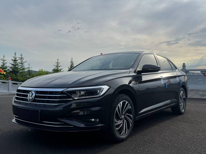 Volkswagen Sagitar 1.4L 150HP 2WD 2022 — фото 1