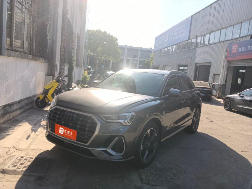 Audi Q3 1.4L 150HP 2WD 2022 | Пепел | — фото 1