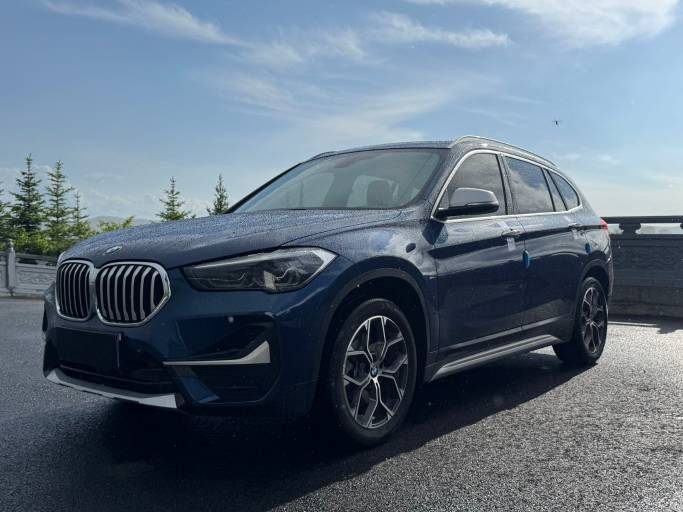 BMW X1 1.5L 140HP 2WD 2022 | Синий — фото 1