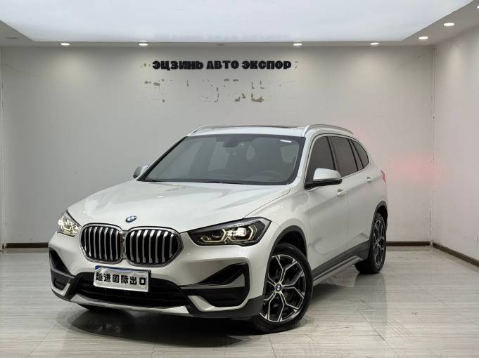 BMW X1 22 BMW X1 20 Li fashion 1.5T 155HP 2WD 2022 — фото 1