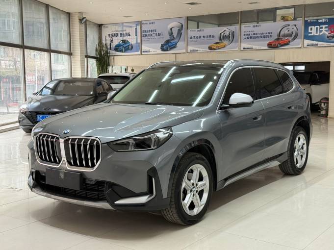 BMW X1 1.5L 156HP 2WD 2023 | Пепел | — фото 1