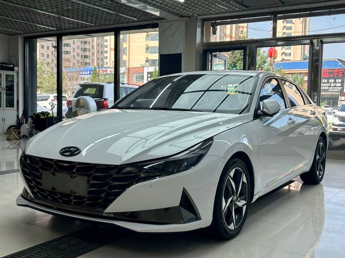 Geely Hyundai Elantra — фото 1