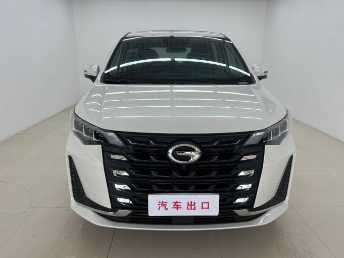 GAC Trumpchi M6 — фото 1