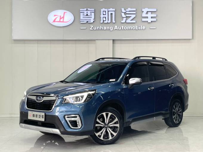 Subaru Forester — фото 1