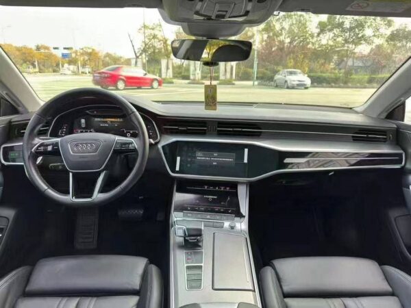 Приборная панель Audi A7