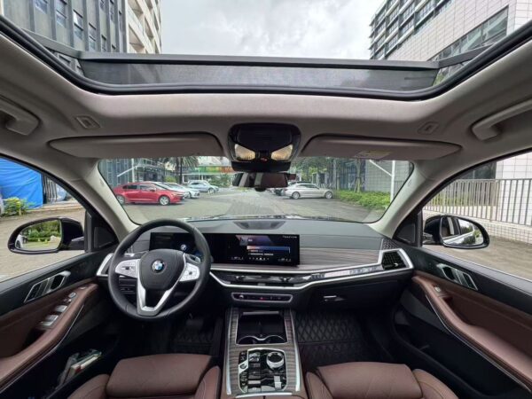 BMW X7 xDrive40i Premium Luxury Edition Interior