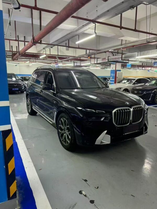 BMW X7 xDrive40i Premium Luxury Edition