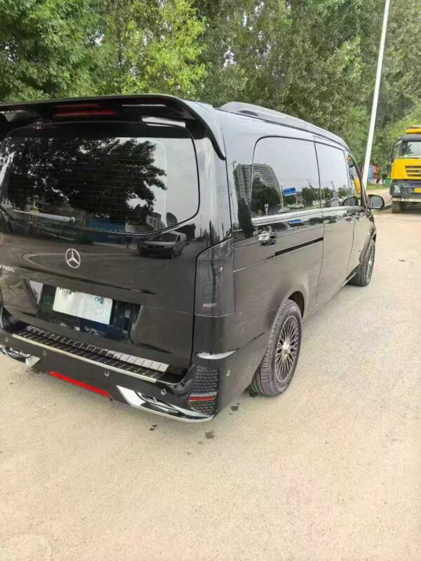 Mercedes-Benz V260L Long-axis Luxury Edition Detail View