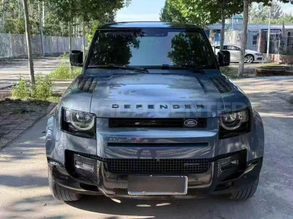 Land Rover Defender 90 P300 Tiger Ambition Edition 2022 Front View