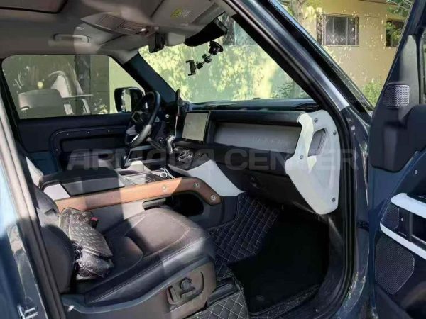 Land Rover Defender 90 P300 Tiger Ambition Edition 2022 Cargo Space