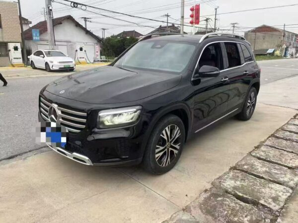 Mercedes GLB 220 Interior 2024