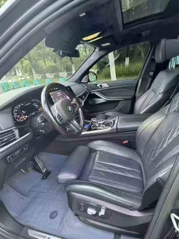 BMW X7 Rear View