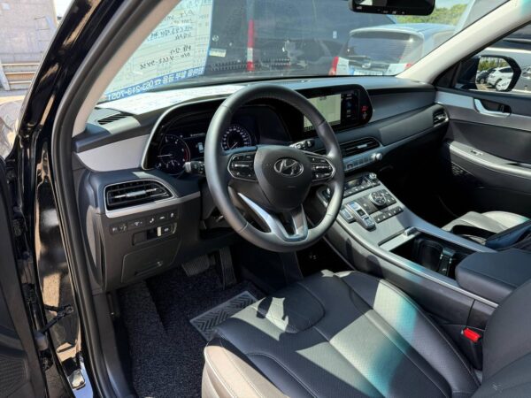 Hyundai Palisade 4WD 2.2D 2022 Interior