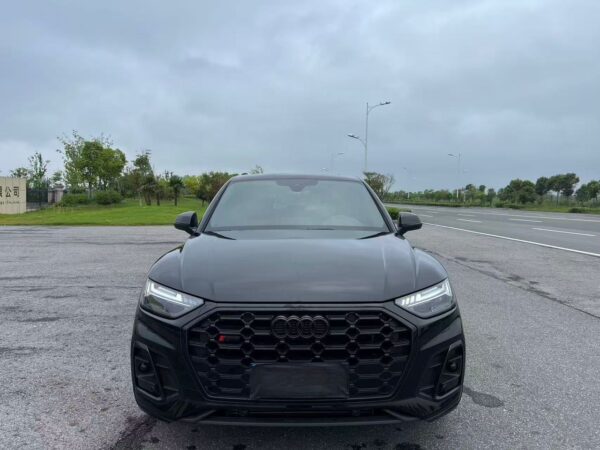 Audi SQ5 3.0 TFSI Quattro 2022 Front View