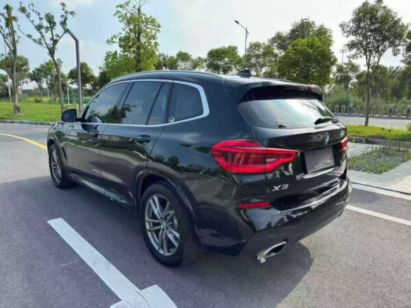 BMW X3 xDrive 28i M Sport Package Dashboard