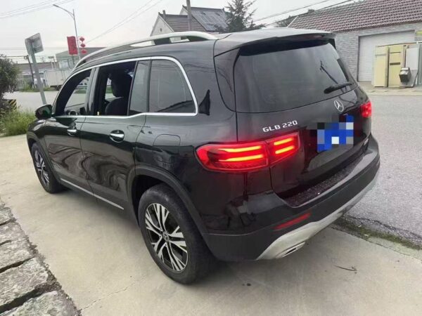 Mercedes GLB Rear View