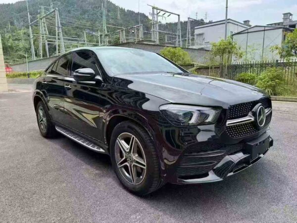 Mercedes GLE450 Coupe 4MATIC 2021 Front View