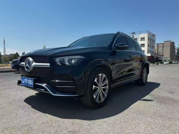 Mercedes GLE350 4MATIC Fashion 2022 Side View