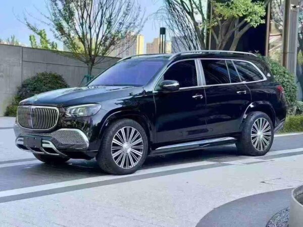 Mercedes-Maybach GLS480 4MATIC Front View