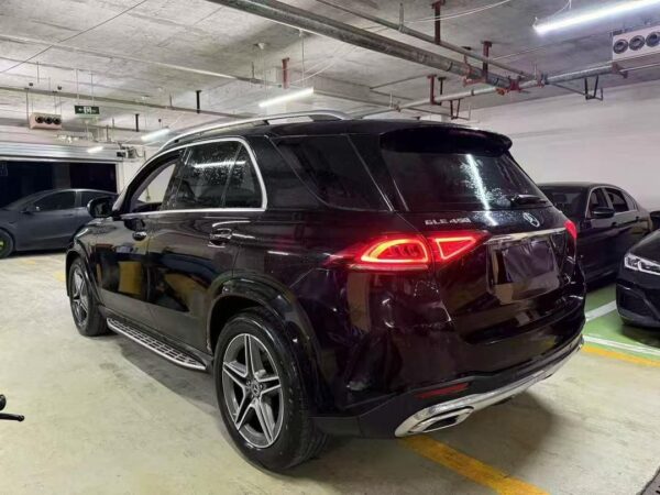 Mercedes GLE450 4MATIC Interior