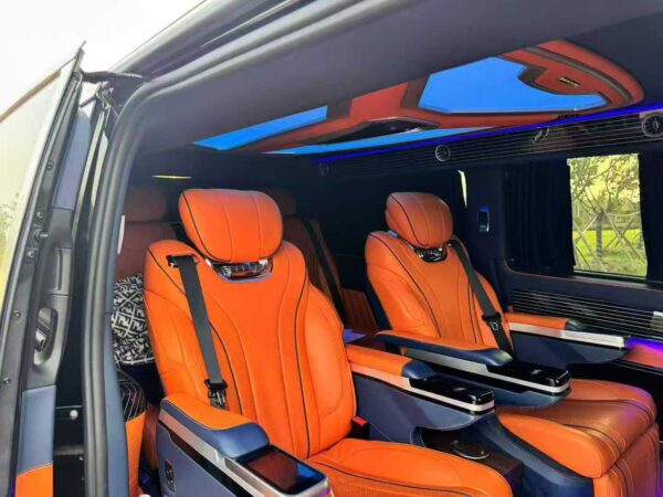 Mercedes Vito Maybach Rear Cabin