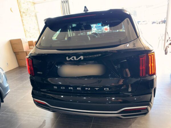 Kia Sorento 2.2 Diesel 4WD 2021 Side View