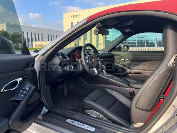 Porsche 718 Boxster T