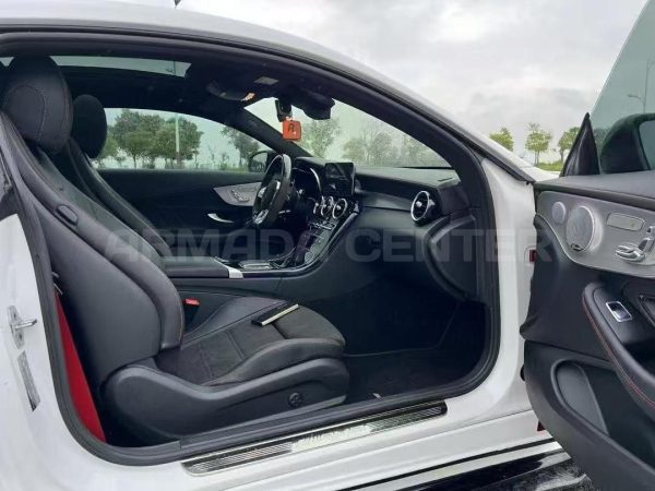 Mercedes-Benz AMG C43 4MATIC 2020 Dashboard