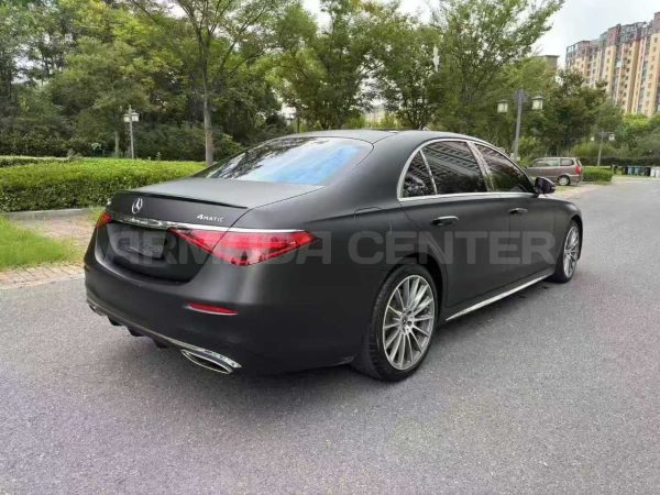 Mercedes-Benz S500L 4MATIC Rear View