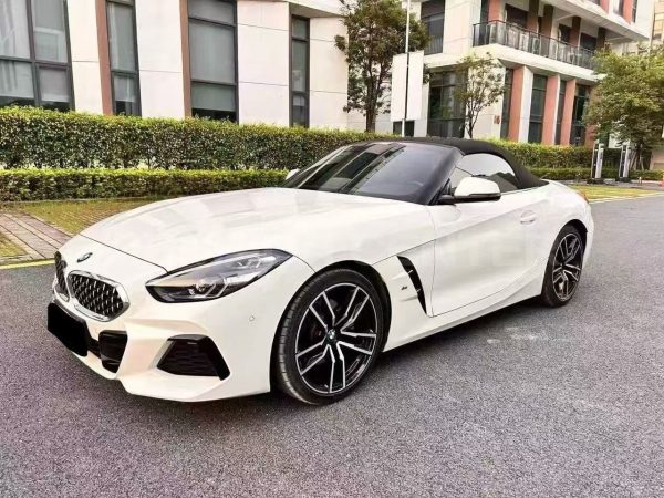 BMW Z4 xDrive25i M Sport Package Side View