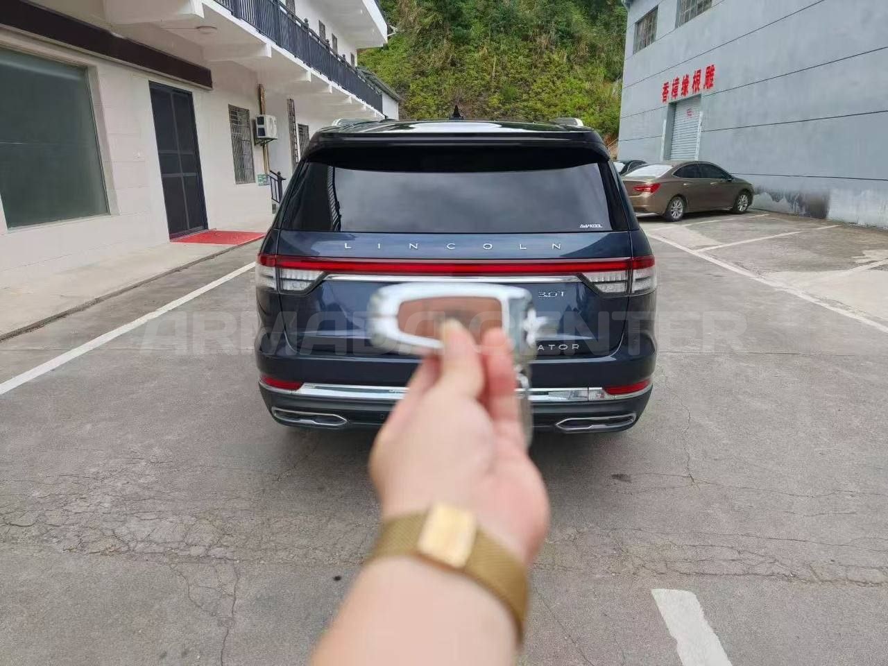 Lincoln Aviator 3.0T 4WD 2022 Side View