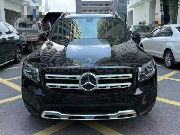 Mercedes-Benz GLB220 2.0T 2022 Fashion Edition Front View
