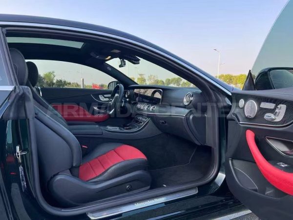 Mercedes-Benz E260 Coupe 2.0T 2022 Dashboard