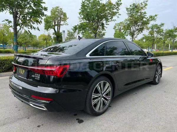 Audi A6L 40TFSI Luxury Edition 2022, задняя часть