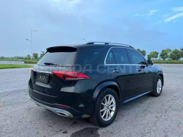 Mercedes-Benz GLE350 4MATIC Interior