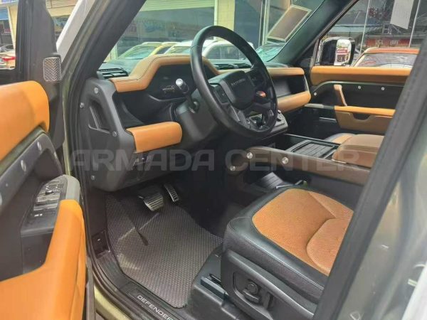 Land Rover Defender 110 P400 X 2021 салон