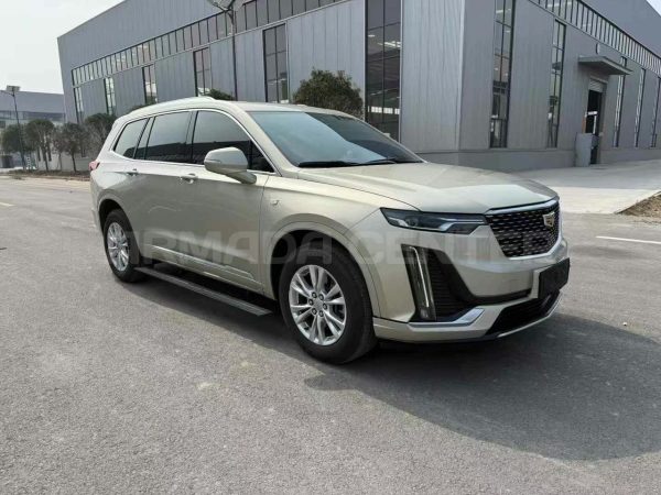 Cadillac XT6 2.0T 237 л.с. 4WD 2021 Side View