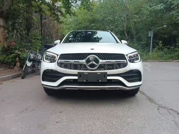 Mercedes-Benz GLC260L 4MATIC Luxury Edition 2022 Front View