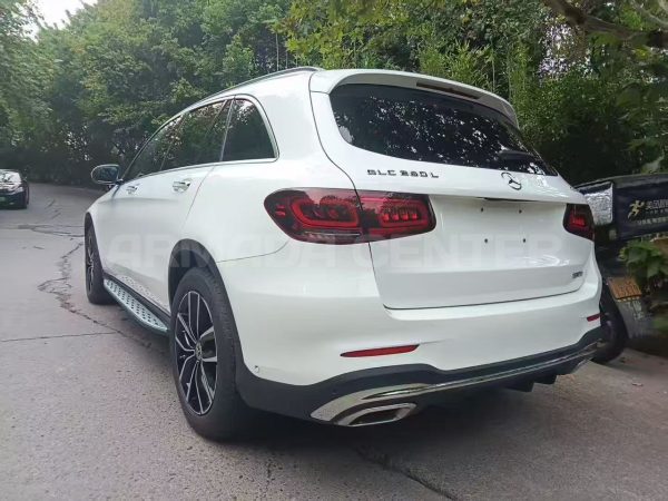 Mercedes-Benz GLC260L 4MATIC Luxury Edition 2022 Rear View